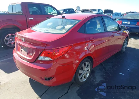 2013 Hyundai Accent Gls z USA, uszkodzony, nr VIN KMHCU4AE3DU321043